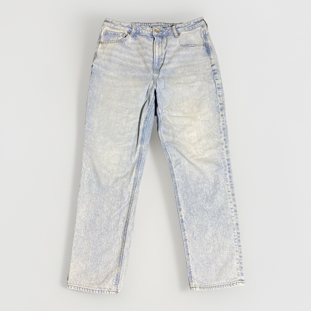 American Eagle Mom Jean Size 12 Regular 32x28 Distressed Light Wash Womens Denim